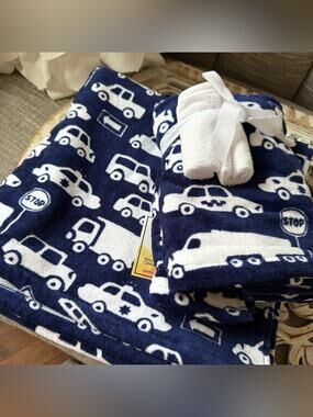 Deborah Connolly Police Cars Trucks Cars Bath Hand Washcloth Towels NEW